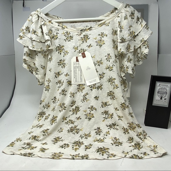 CURRENT/ELLIOT Tops - CURRENT/ELLIOT Short Ruffle Sleeves